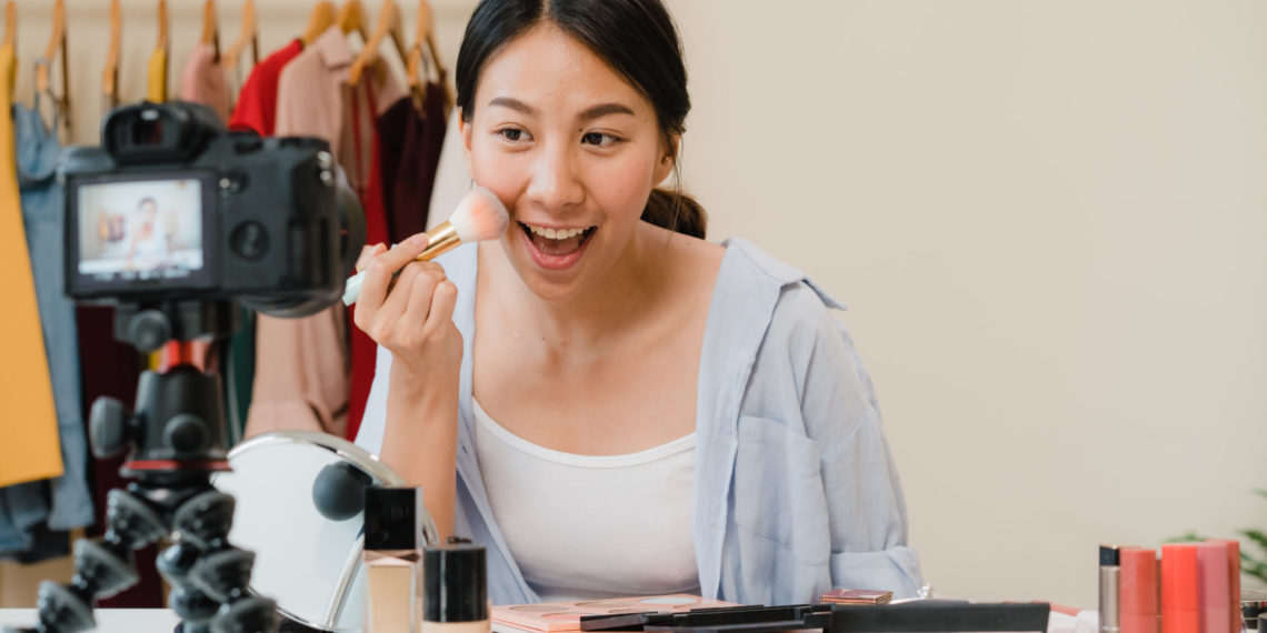 วิธีสร้างรายได้จาก YouTube วิธีสร้างรายได้จาก YouTube